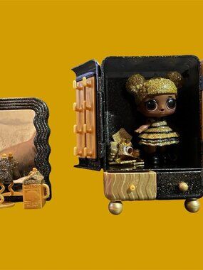 LOL Surprise! Queen Bee Glitter With Accessorie extras and Wardrove 3'